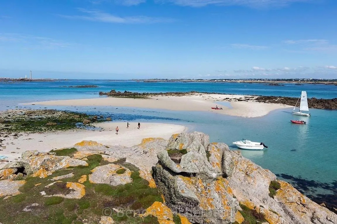 Lannilis Maison Spacieuse Avec Spa , Sauna Au Pays Des Abers ,10 Min Des Plages Bretagne בית נופש